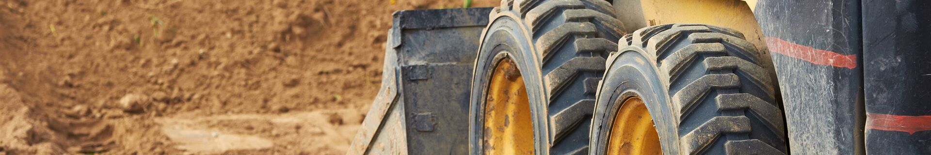 Skid Steer (Rubber-tired & Track Loader) – Operator Safety (CAN)